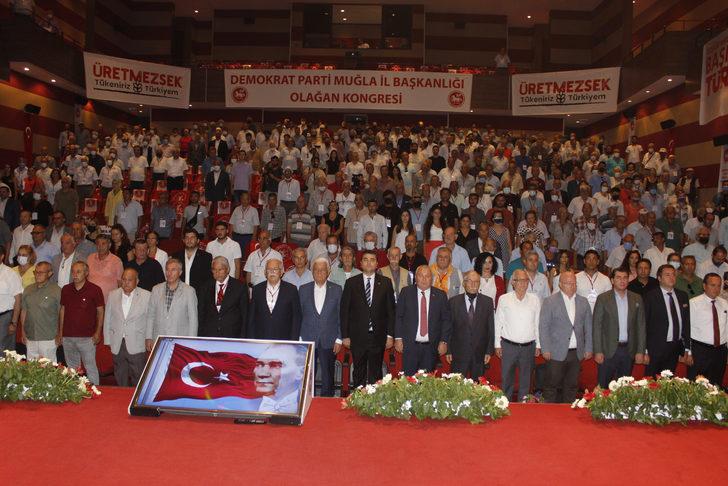 Demokrat Parti Genel Başkanı Uysal, partisinin Muğla İl Kongresi'ne katıldı G3