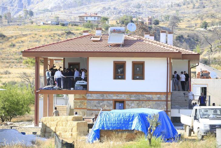 Antalya Valisi Yazıcı, Manavgat'taki orman yangını bölgesinde incelemelerde bulundu: G4