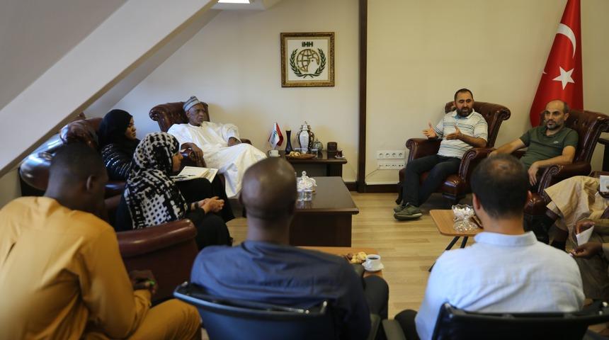 Nijer eski Başbakanı Dr. Hamid Algabid'den İHH'ya ziyaret