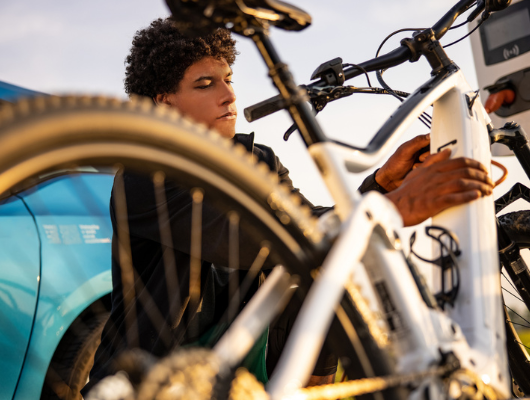 Güvenli ve konforlu bir yolculuk deneyimi için Kuba elektrikli bisikleti keşfetmeye ne dersiniz?