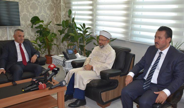 Diyanet İşleri Başkanı Erbaş, Şırnak'ta ziyaretlerde bulundu G3