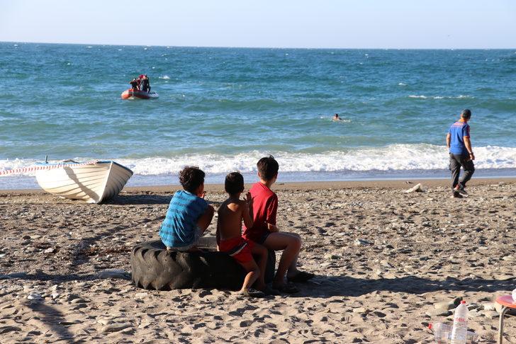 Zonguldak'ta denizde kaybolan öğrenci için arama başlatıldı G4