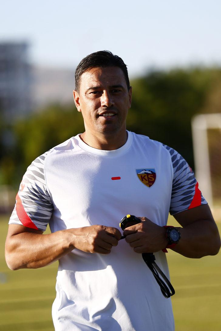 Kayserispor, ligin ilk haftasındaki Beşiktaş maçına odaklandı G3