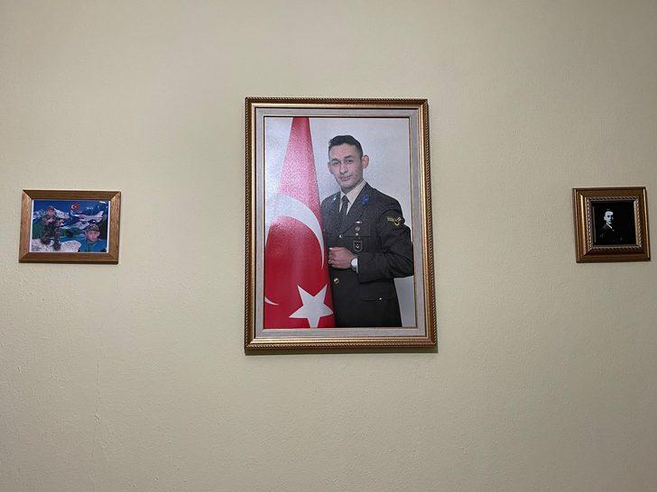 Şehit Batuhan Şimşek'in İzmir'deki ailesine acı haber verildi G5