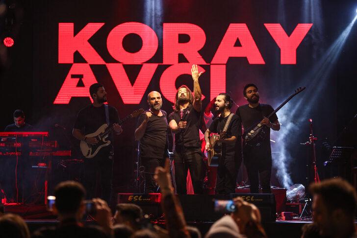 Şarkıcı Koray Avcı, Elbistan Festivali'nde sahne aldı G4