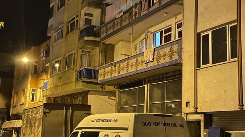 Karabük'te ikinci kattan düşen kadın yaralandı