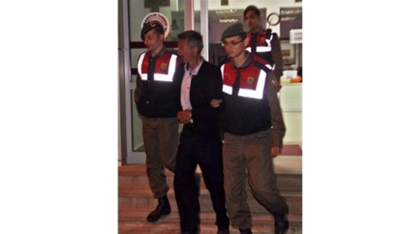 Üvey oğluna cinsel istismardan tutuklandı