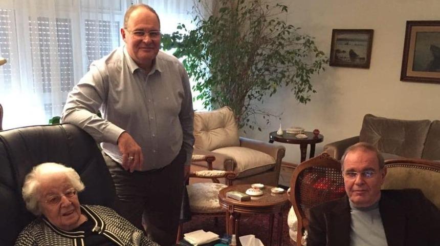 CHP'nin acı günü! Faik Öztrak'ın annesi vefat etti