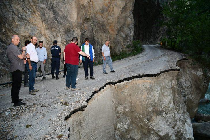 Karabük'te selde zarar gören alanlarda onarım çalışmaları sürüyor G4