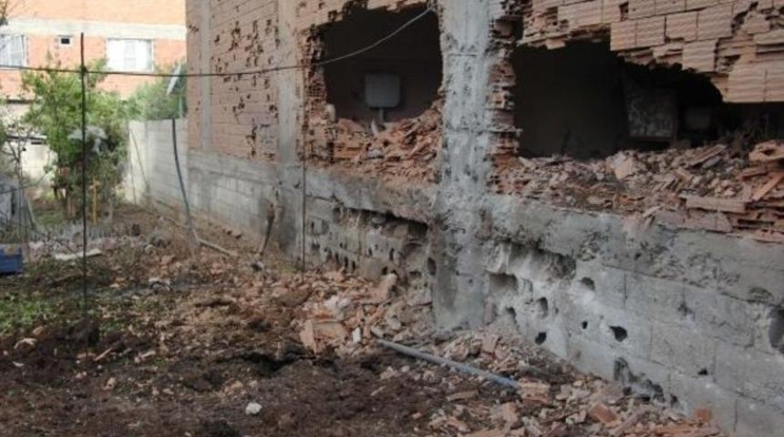 Kilis’e 2 katyuşa roketatar mermisi düştü: 4 yaralı