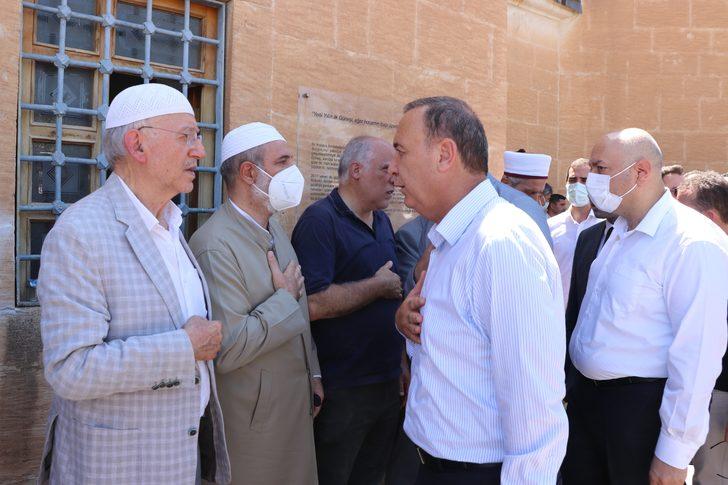 Trafik kazasında hayatını kaybeden Mehmet Nimet Kaya'nın cenazesi Siirt'te defnedildi G2