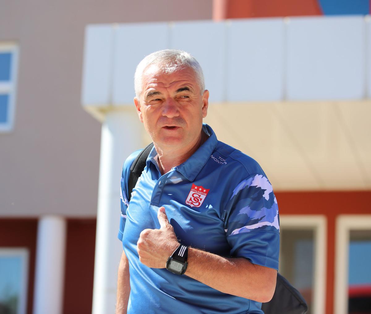 Sivasspor'un yarın Trabzonspor ile oynayacağı ma&ccedil;ın kamp kadrosu belli oldu