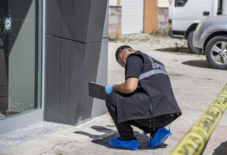 GÜNCELLEME - Erzurum'da iş yerine pompalı tüfekle ateş açan zanlı yakalandı G3