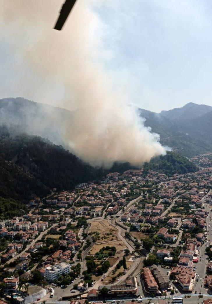 Son dakika | Marmaris'teki yangında yürekler ağza geldi! Alevler yerleşim yerine sıçradı: "Otelimiz yanıyor" G1