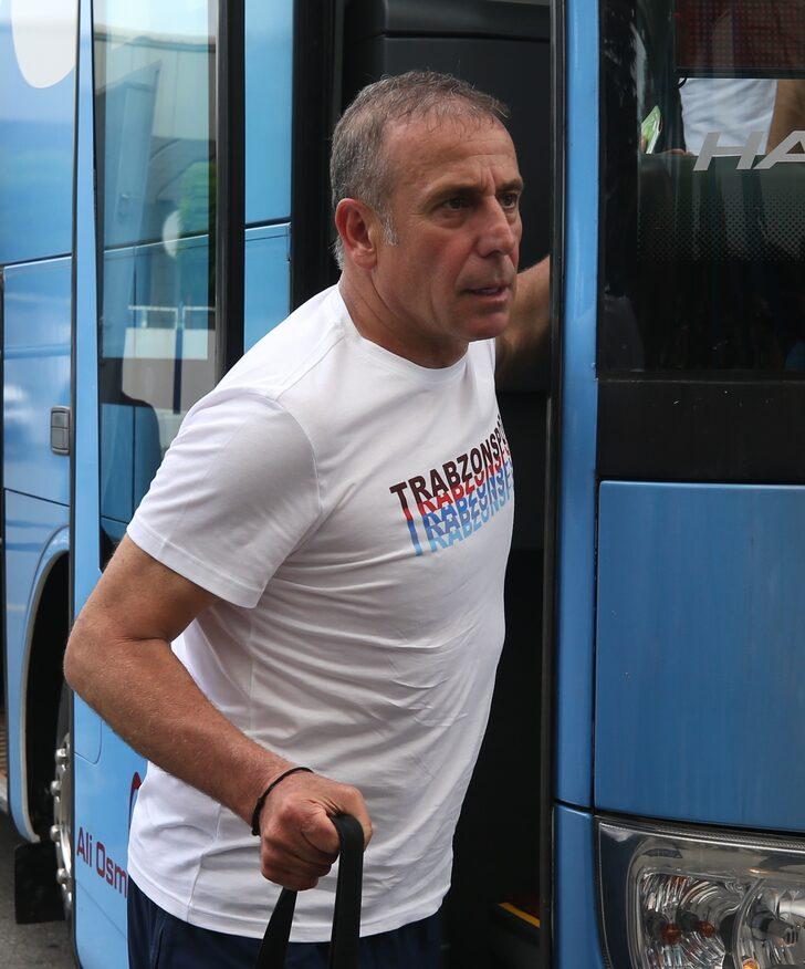 Trabzonspor, Süper Kupa maçı için İstanbul'a gitti G4