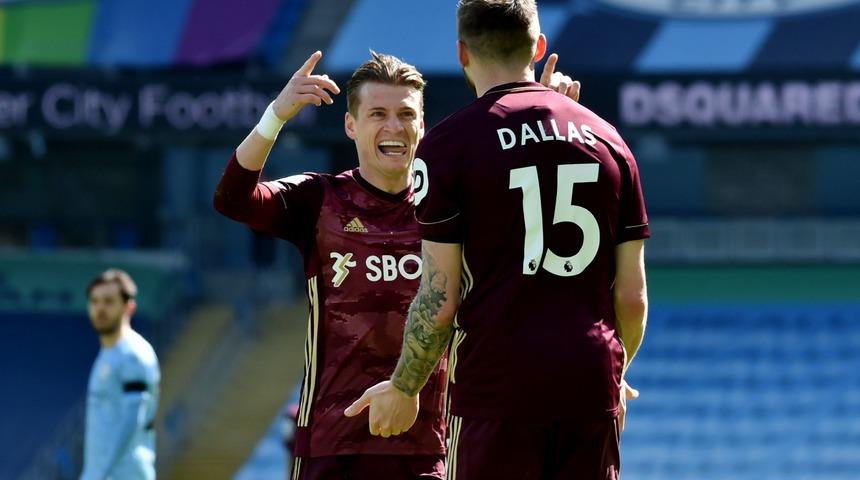 Son dakika: Fenerbahçe'de sol bek transferi bitiyor! Ezgjan Alioski'nin menajeri İstanbul'a geldi...