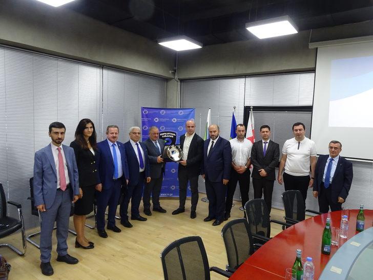 DKİB heyeti Gürcistan'a geçişlerin hızlandırılması için görüşmeler yaptı G4