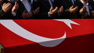 Şehit Astsubay Batuhan Şimşek, İzmir'de son yolculuğuna uğurlandı