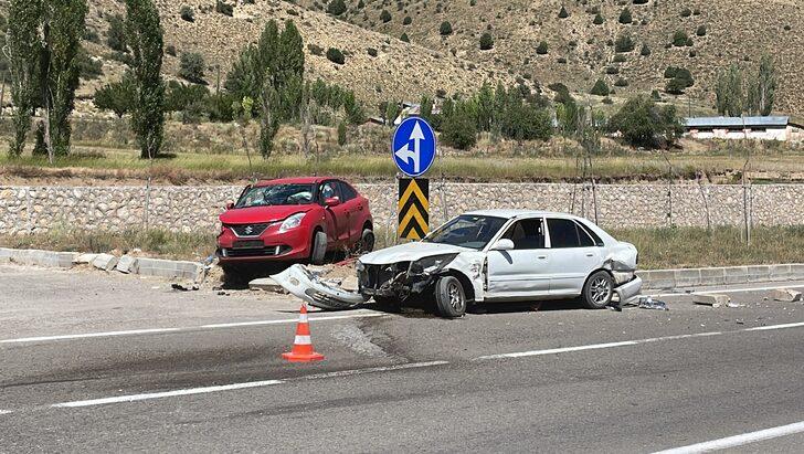 Bayburt'ta trafik kazalarında 4 kişi yaralandı G2