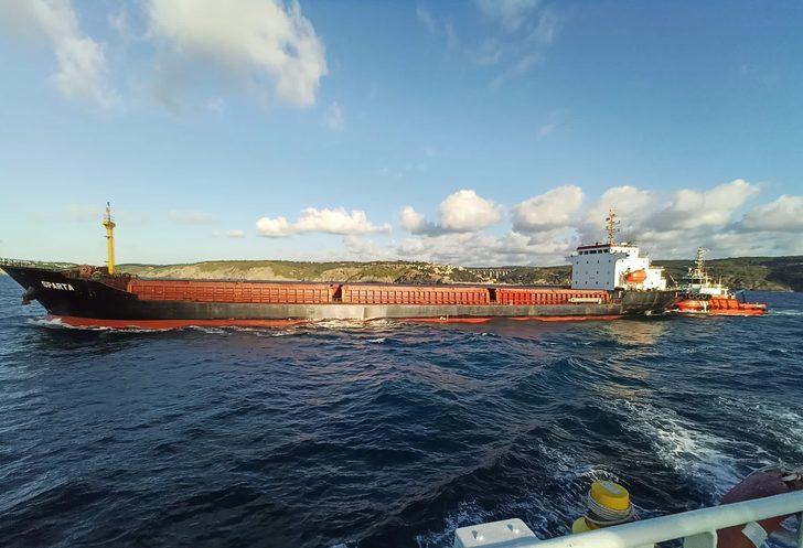 İstanbul Boğazız arıza yapan gemi nedeniyle çift yönlü trafiğe kapatıldı G3