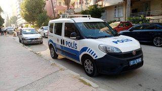 Adana'da 5. kattan düşen çocuk ağır yaralandı