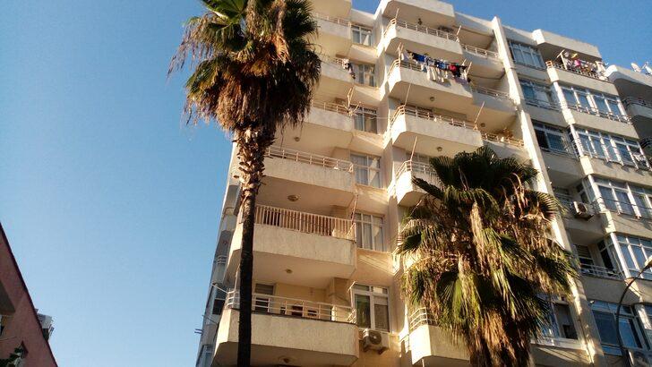 Adana'da 5. kattan düşen çocuk ağır yaralandı G3