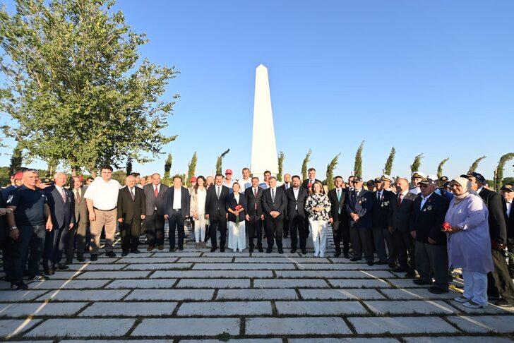 Çanakkale şehidi Balıkesirliler anısına yapılan "Kanlıdere Şehitliği" açıldı G2
