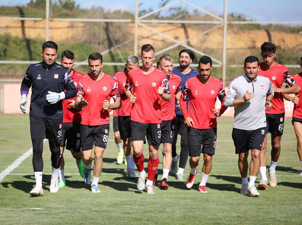 Sivasspor, Turkcell S&uuml;per Kupa ma&ccedil;ının hazırlıklarını tamamladı