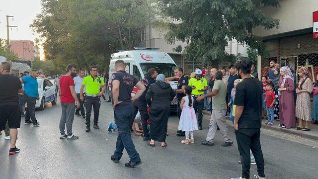 Kocaeli'de hafif ticari aracın çarptığı çocuk yaralandı