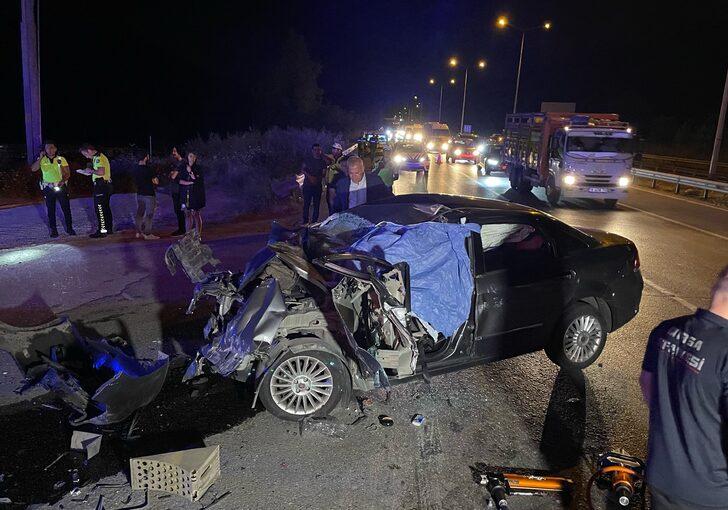 Bursa'da tırla çarpışan otomobildeki baba ve oğlu öldü, 2 kişi yaralandı G4