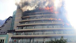 Marmaris’teki orman yangınında yanan otelin odaları görüntülendi! Küle dönmüş...