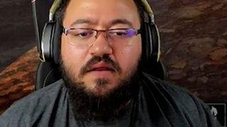 Jahrein'den takipçisine skandal ifadeler! 'O fındık memeler...'