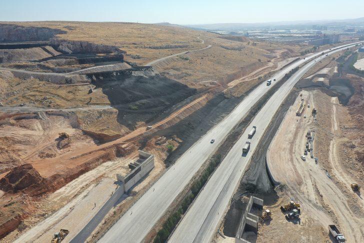 "Atık çamur" nedeniyle kapanan TAG Otoyolu ulaşıma açıldı G3