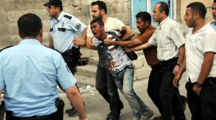 Gaziantep&rsquo;te komşular arasında t&uuml;fekli kavga: 10 yaralı