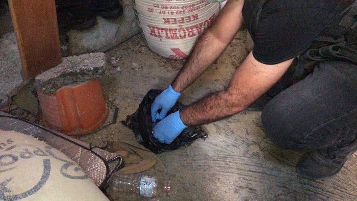 Adana'da uyuşturucu operasyonunda 12 zanlı yakalandı G3