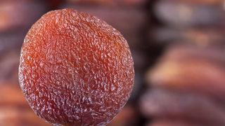 İyi bir gece uykusu akşam saatlerinde yememeniz gereken besinler