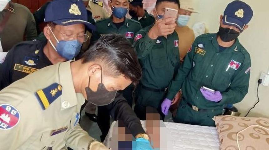 Yatağında ölü bulundu! Duş alıp prizin yanına uzanınca...