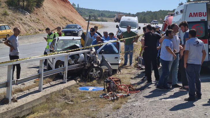 Kütahya'da otomobilin bariyerlere çarpması sonucu 1 kişi öldü G2