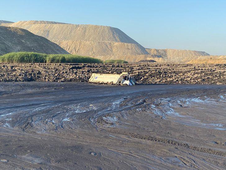 Manisa'da çamur altında kalan işçi için arama çalışması başlatıldı G1