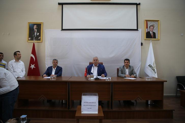 Mardin'in Artuklu Belediye Başkanlığına AK Parti'nin adayı Mehmet Tatlıdede seçildi G2