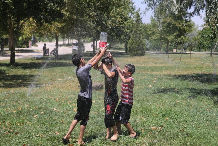 Güneydoğu Anadolu'da sıcak hava bunaltıyor G1