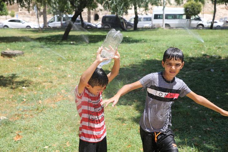Güneydoğu Anadolu'da sıcak hava bunaltıyor G2