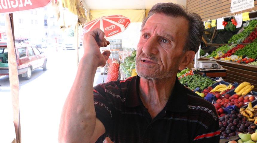 Yaptığı alışveriş 100 liranın altında tutunca market aracına alınmamıştı! 73 yaşındaki adam isyan etti