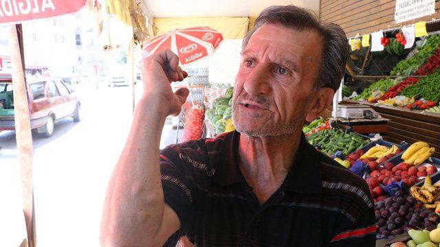 Yaptığı alışveriş 100 liranın altında tutunca market aracına alınmamıştı! 73 yaşındaki adam isyan etti
