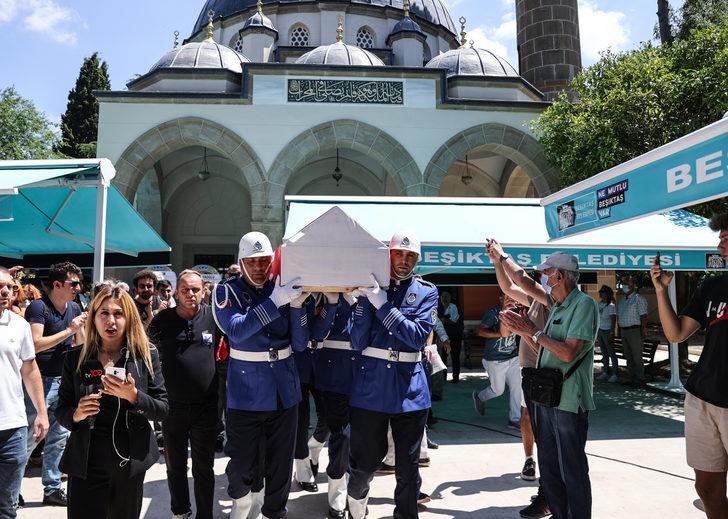 Sanatçı İlhan İrem son yolculuğuna uğurlandı G5