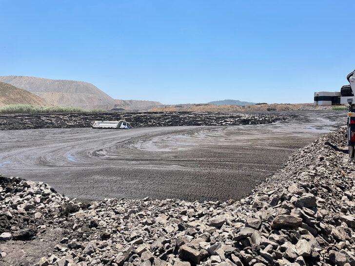 GÜNCELLEME - Manisa'da çamur altında kalan işçiyi arama çalışması sürüyor G4