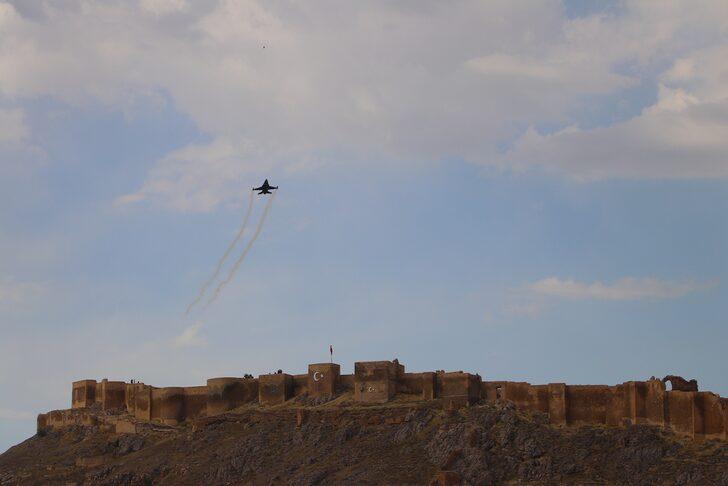SOLOTÜRK Bayburt'ta prova uçuşu yaptı G3