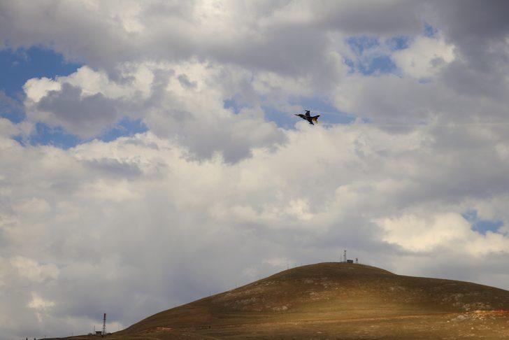 SOLOTÜRK Bayburt'ta prova uçuşu yaptı G5