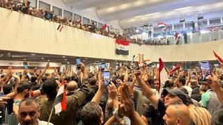 Irak'ta sular durulmuyor! Tüm oturumlar askıya alındı