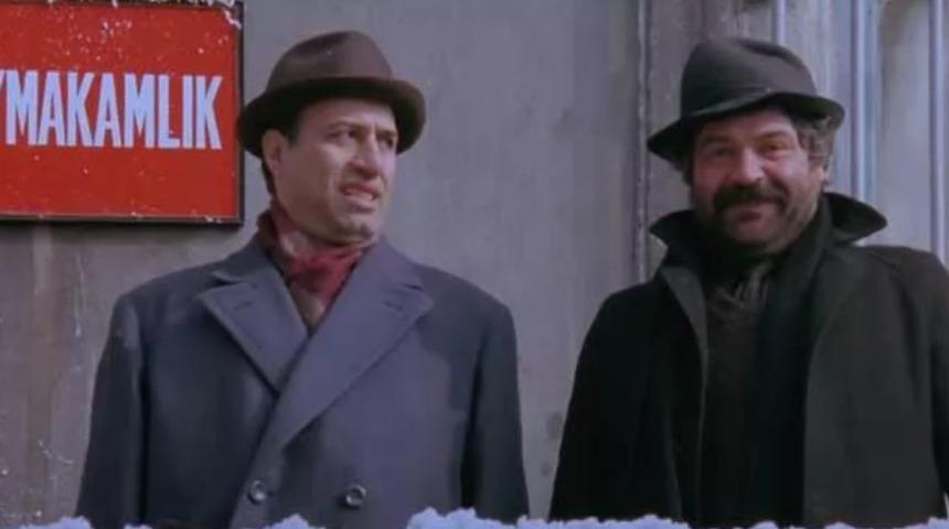 Deli Deli Küpeli ne zaman çekildi? Deli Deli Küpeli filminin konusu nedir, oyuncuları kimler?